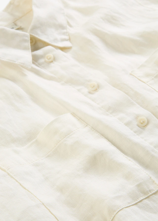 Wijde blouse met korte mouwen van puur linnen • wolwit • product-page.page-title-suffix