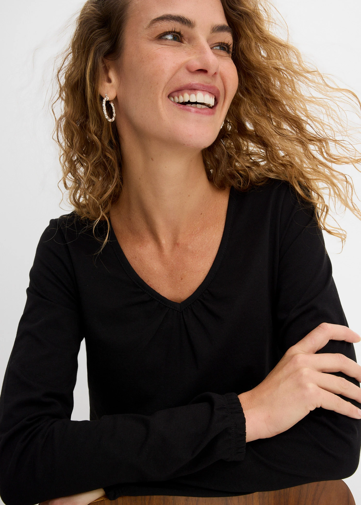 Katoenen longsleeve met elastiek van katoen • zwart • bonprix online shop