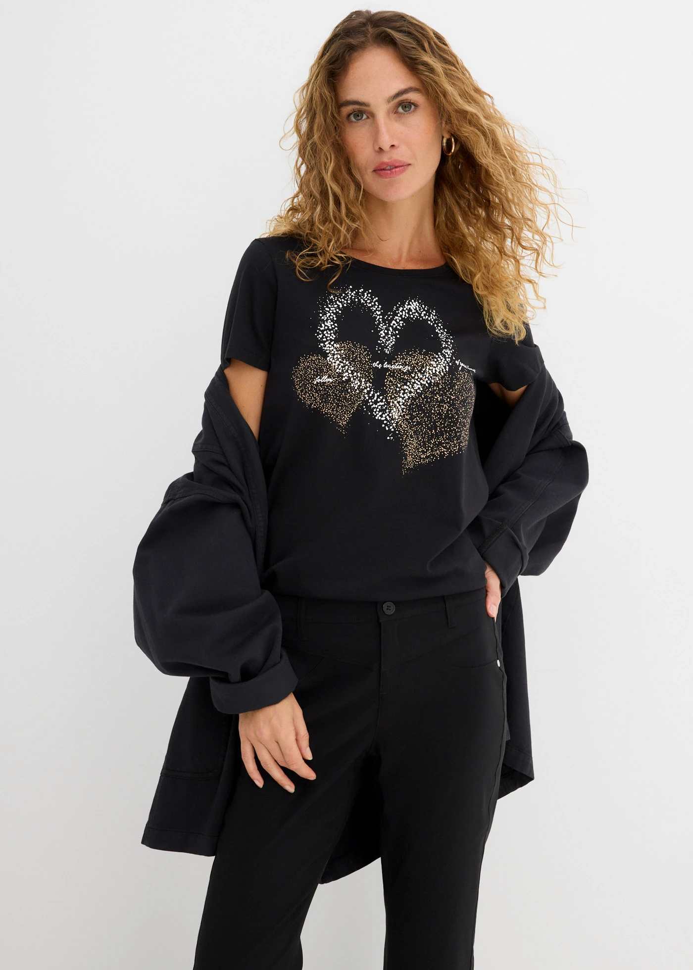 Katoenen shirt met hart van biologisch katoen • zwart • bonprix online shop