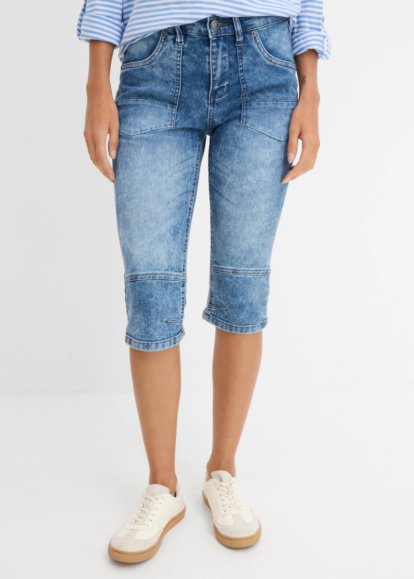 Strečové Capri džíny • světle modrá • bonprix obchod