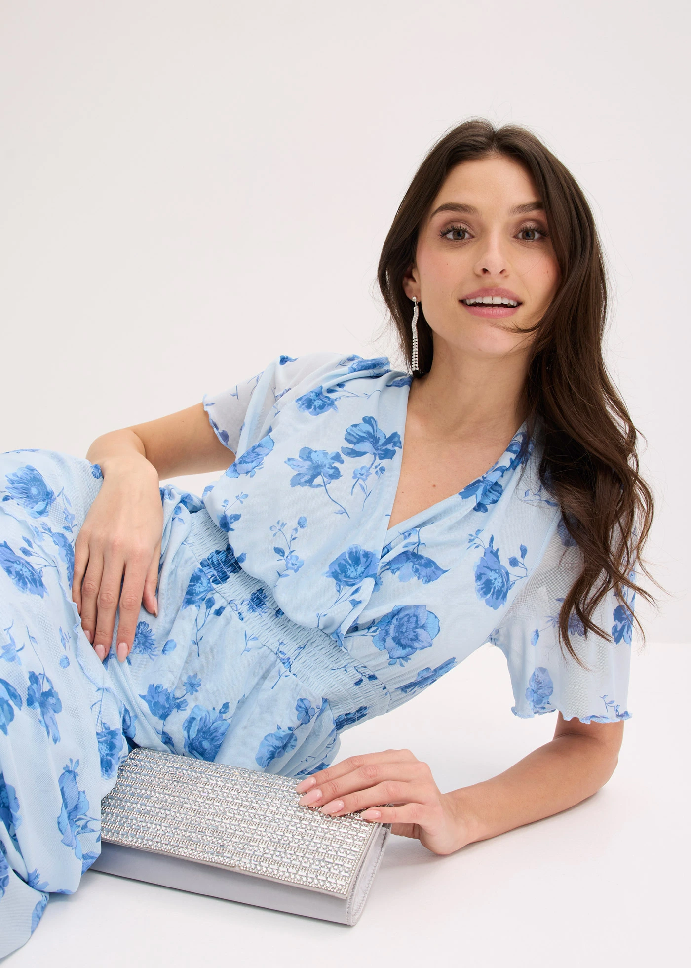 Midi jurk van zacht mesh • poederblauw gebloemd • bonprix online shop