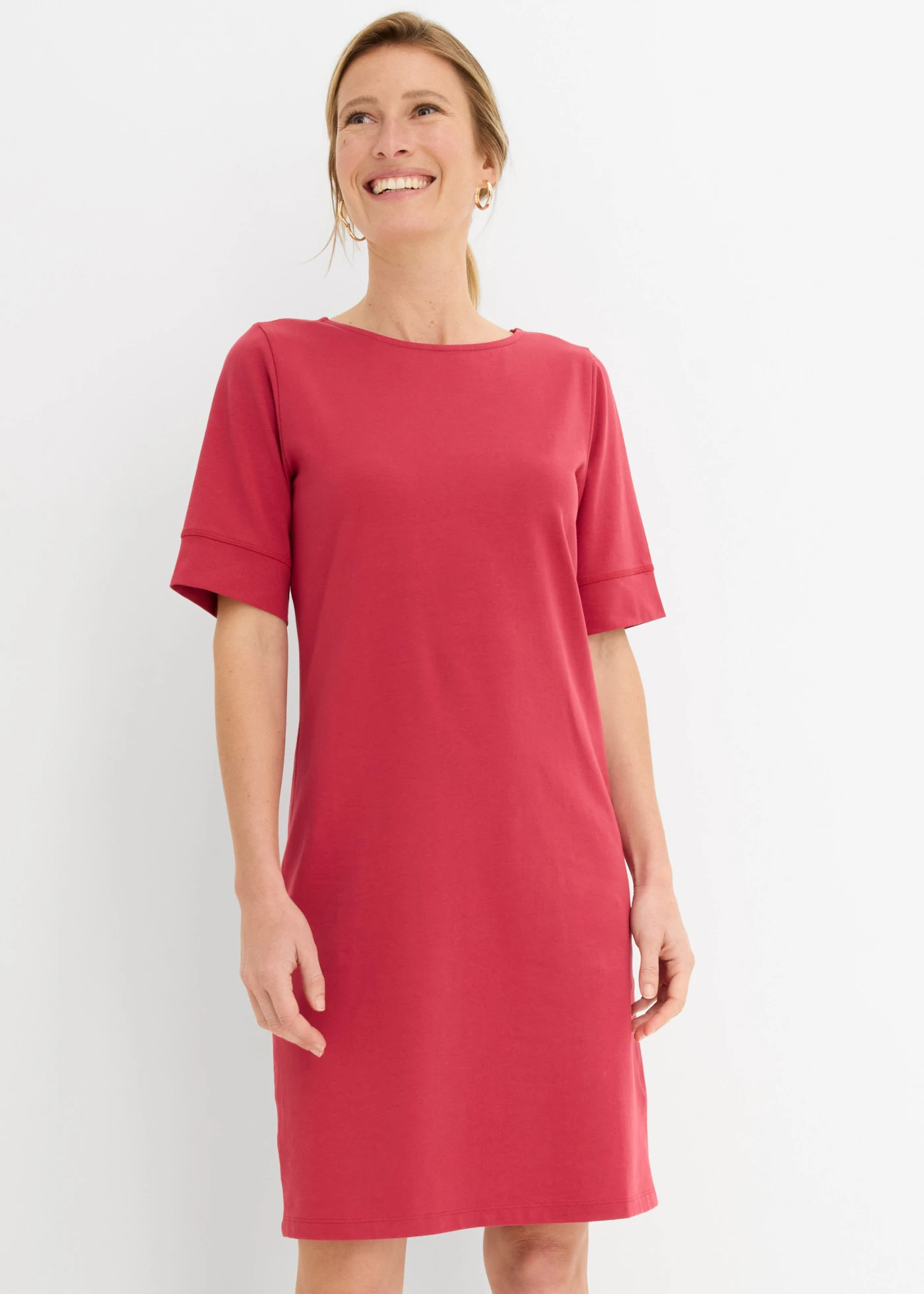 Rochie din tricot elastic cu bumbac • roșu-cireașă • magazin bonprix