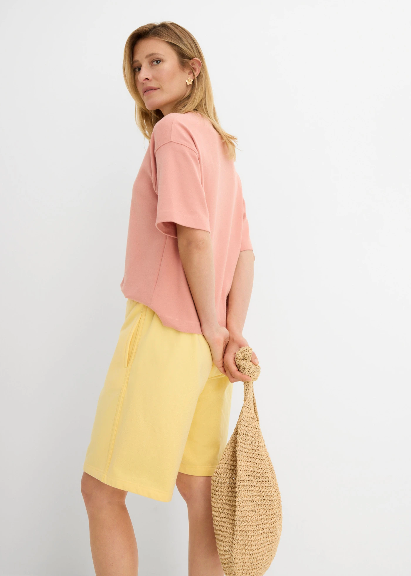 Teplákové bermudy z čisté organické bavlny • pastelově žlutá • bonprix obchod