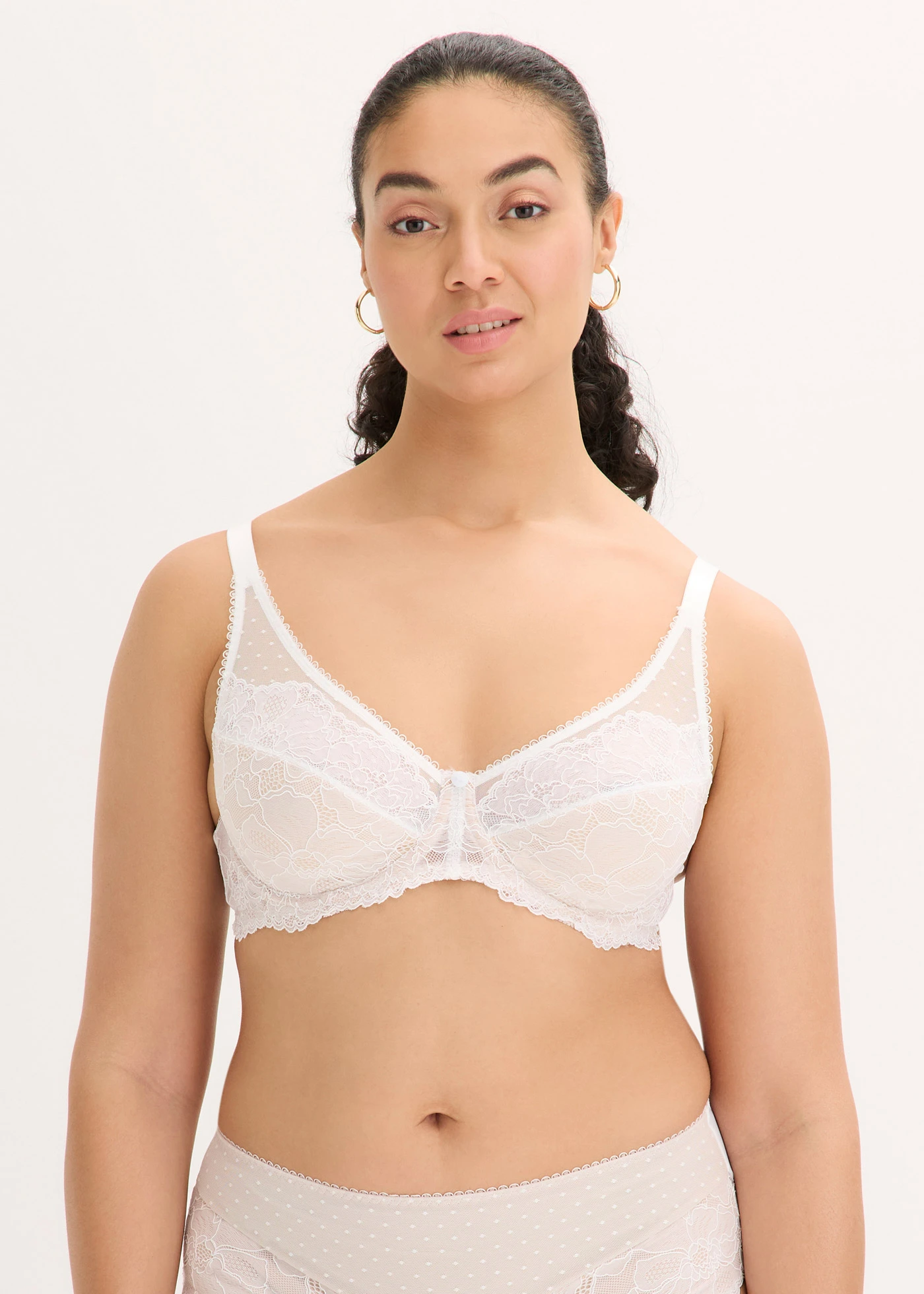 Minimizer bh met sierlijk kant • wit-lichtbruin • bonprix online shop