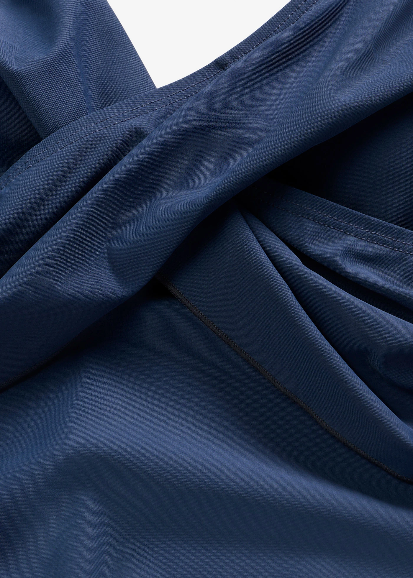 Stahovací jednodílné plavky se zavinovacím vzhledem, lehký tvarující efekt • hlubinná modrá • bonprix obchod