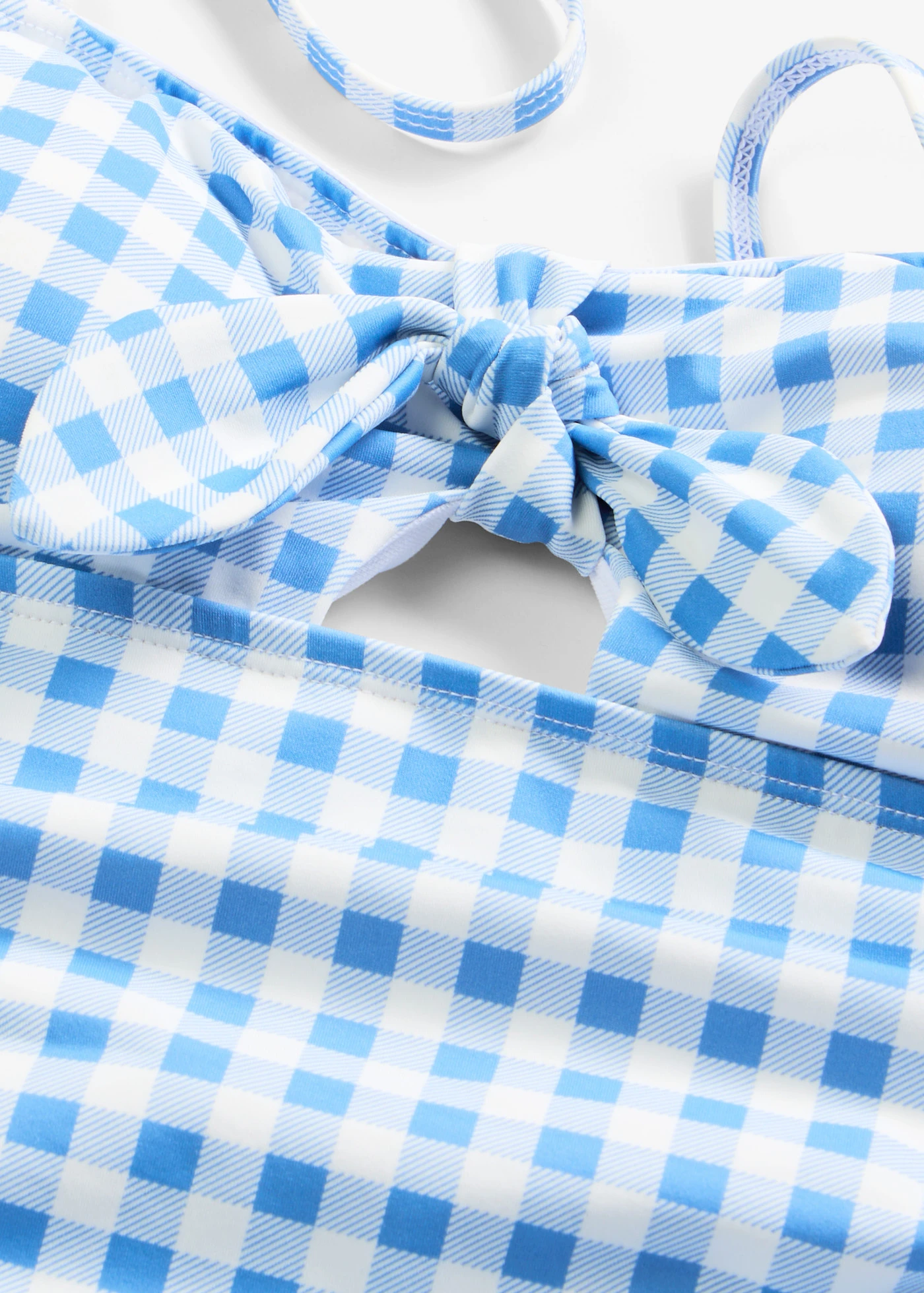 Bandeau-fürdőruha kis masnival • kék/fehér kockás • bonprix áruház