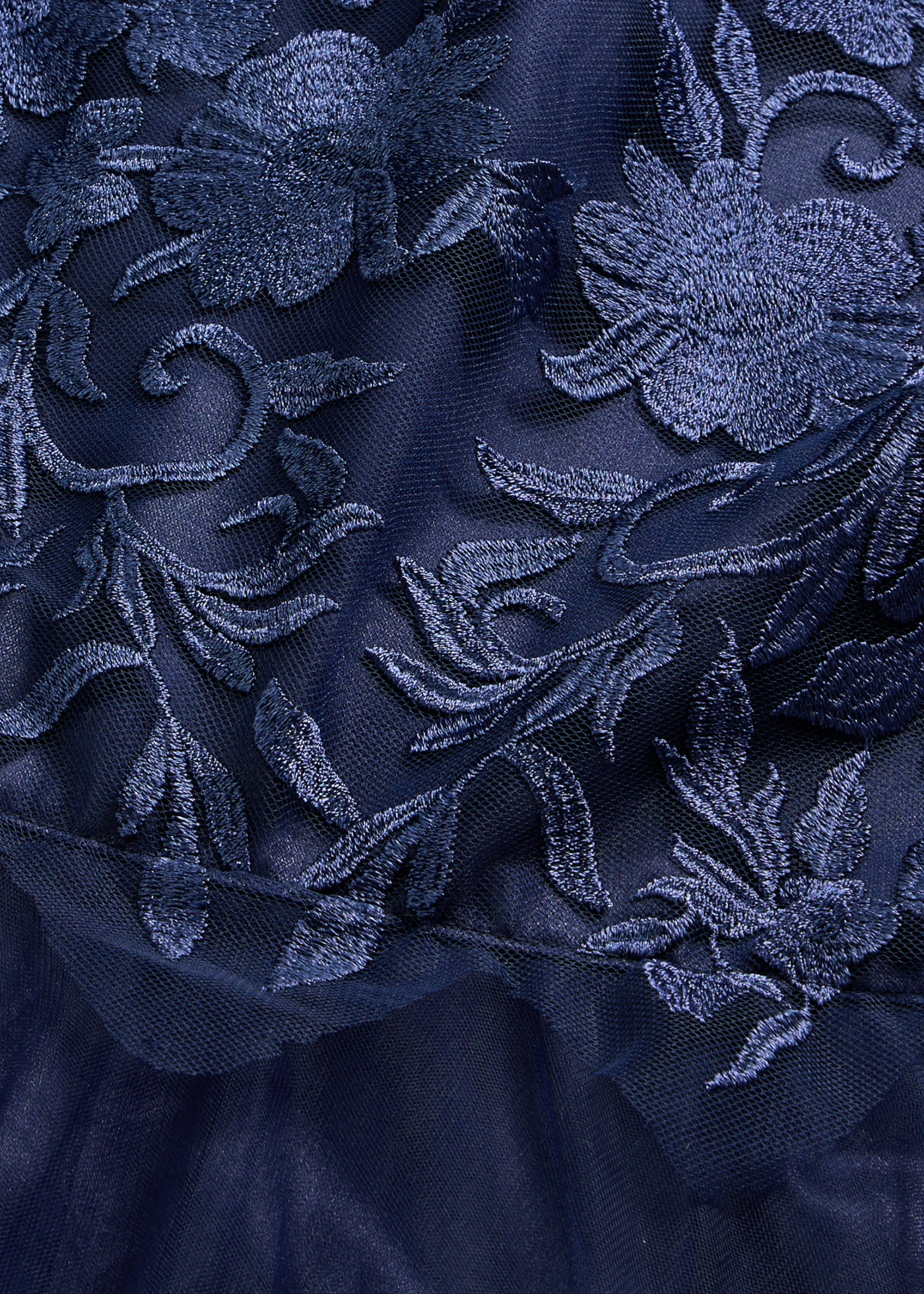 Rochie de seară din tul delicat cu dantelă • bleumarin • magazin bonprix