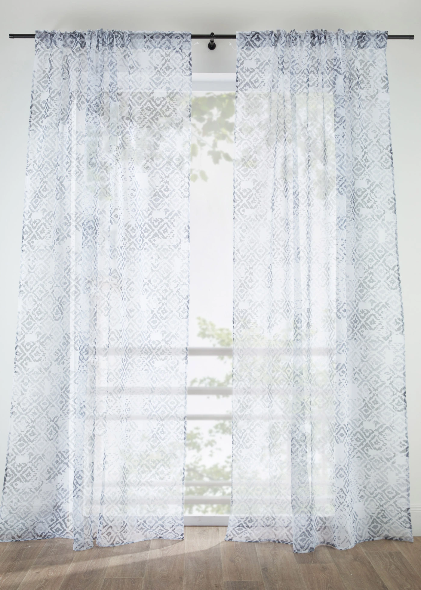 Voilage à imprimé (1 pce) • gris/blanc • Boutique bonprix