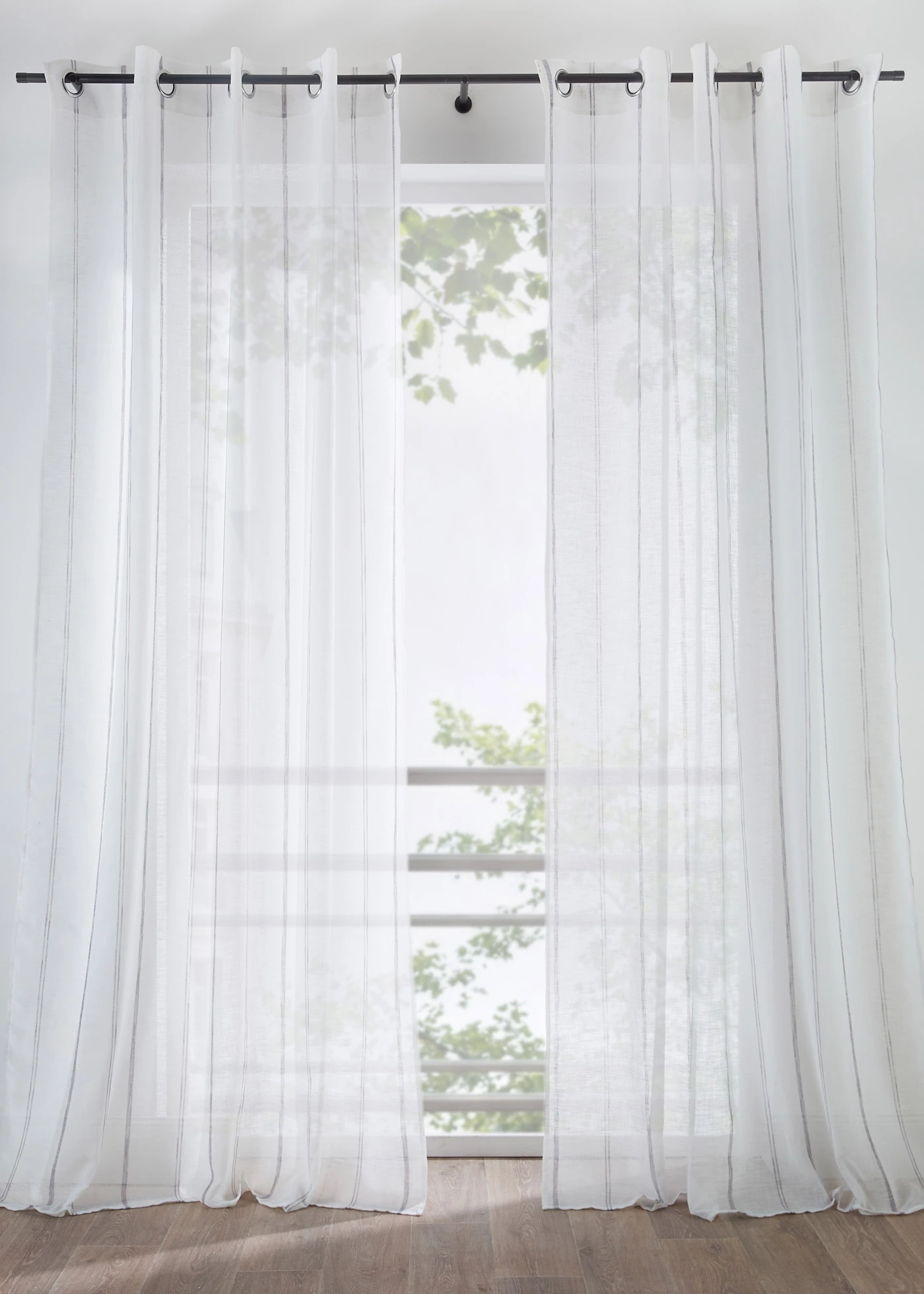 Voilage rayé (1 pce) • blanc-gris • Boutique bonprix