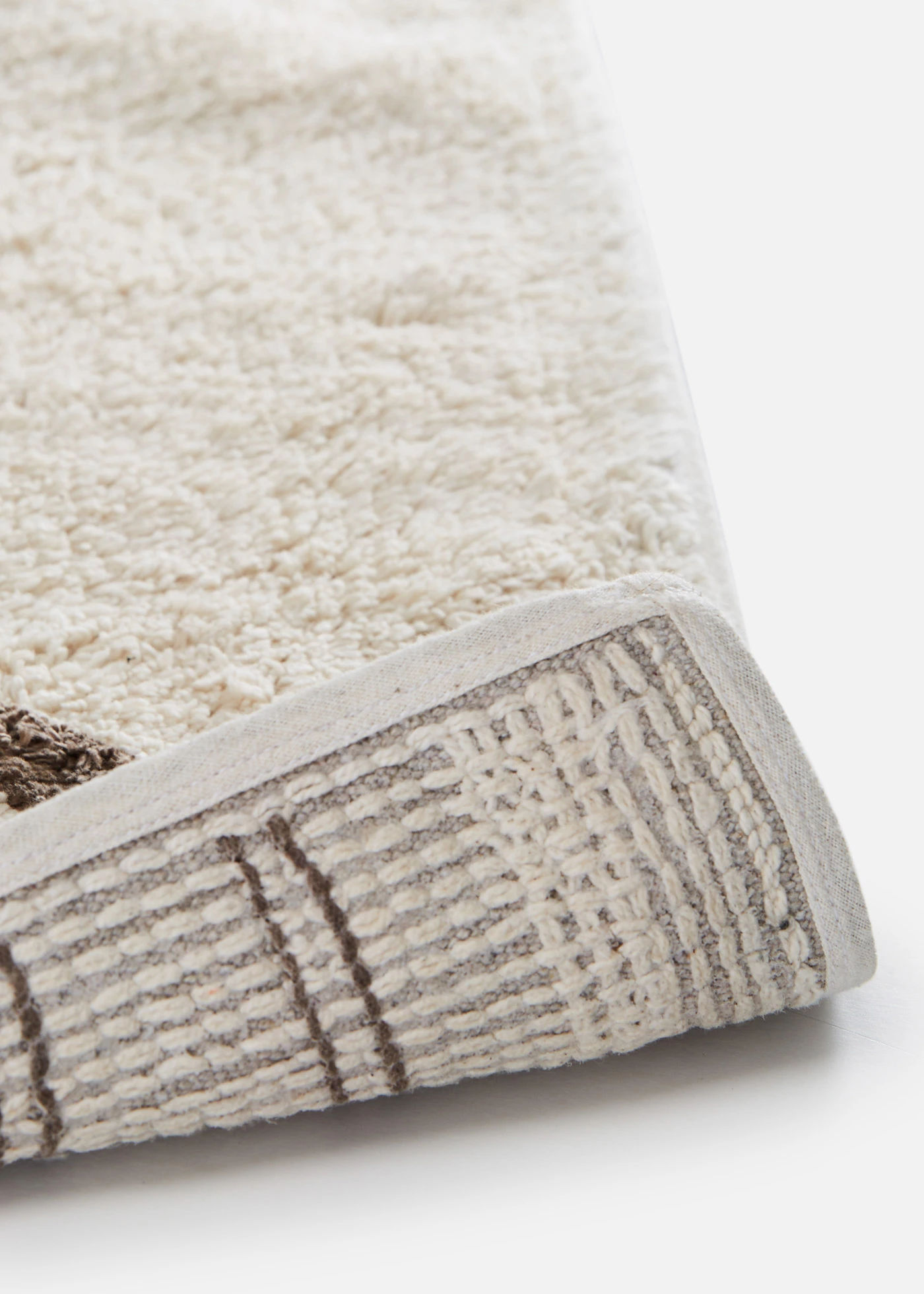 Kúpeľňová podložka s grafickým dizajnom • hnedá grafická • obchod bonprix