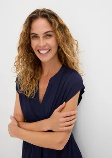 Tuniekjurk van een soepele viscosemix • donkerblauw • bonprix online shop