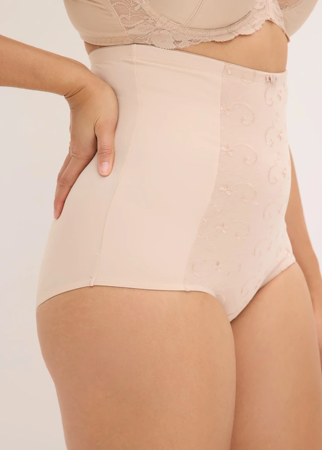 Slip sculptant maintien fort, taille haute, avec broderies • beige • product-page.page-title-suffix