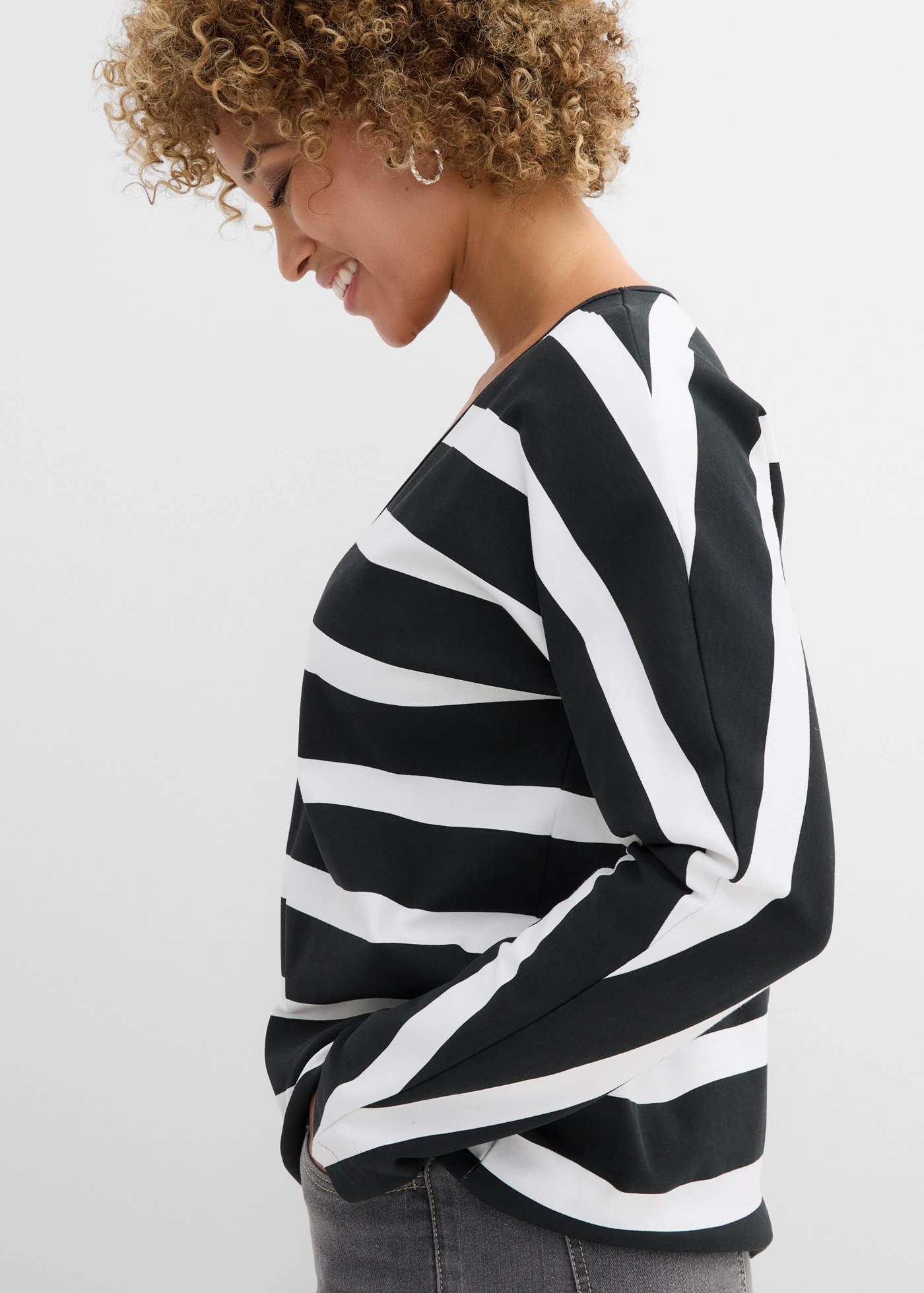 Longsleeve van puur biologisch katoen • zwart-wolwit gestreept • bonprix online shop