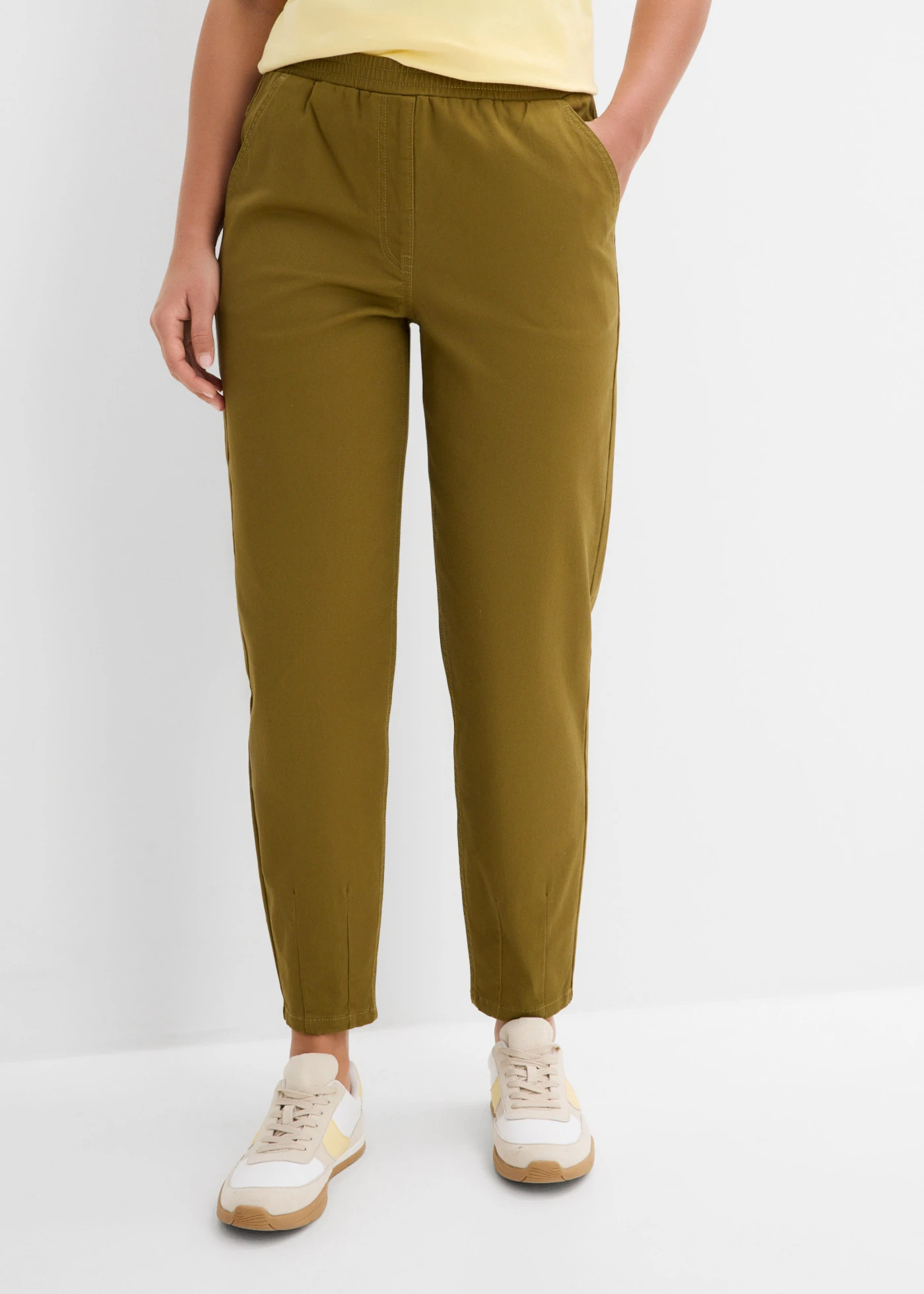 Pantalon ballon en twill • vert nature • Boutique bonprix