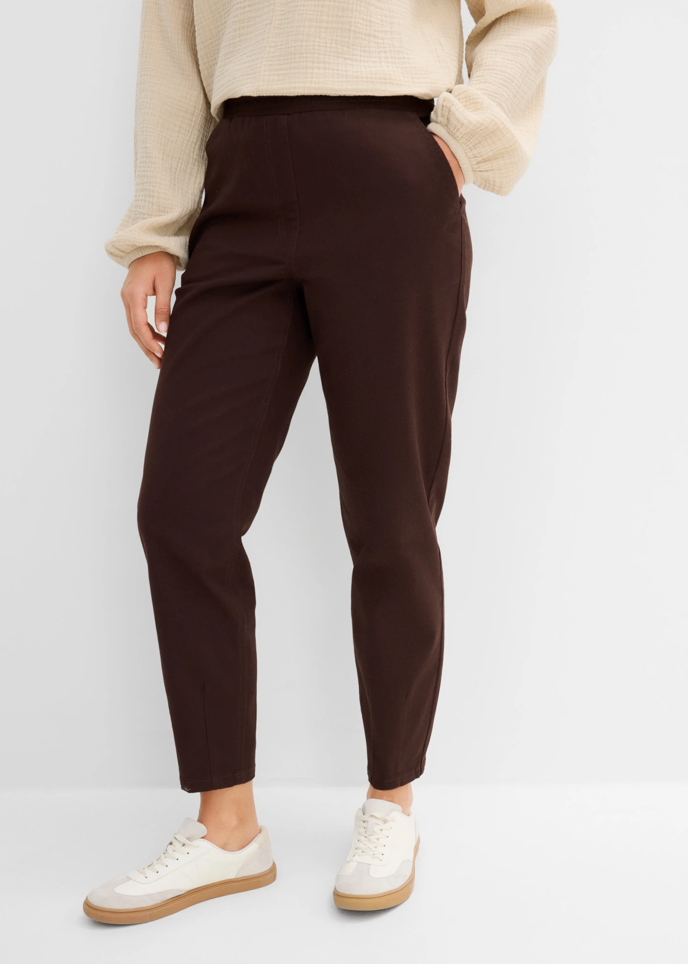 Ballonbroek van twill van een katoen-elastaanmix • donkerbruin • bonprix online shop
