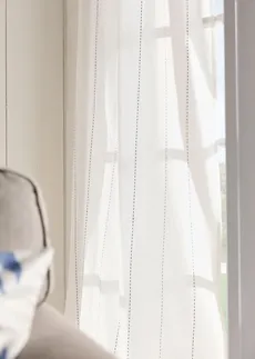 Függöny beleszövött csíkokkal (1 db) • krém-kék • bonprix áruház