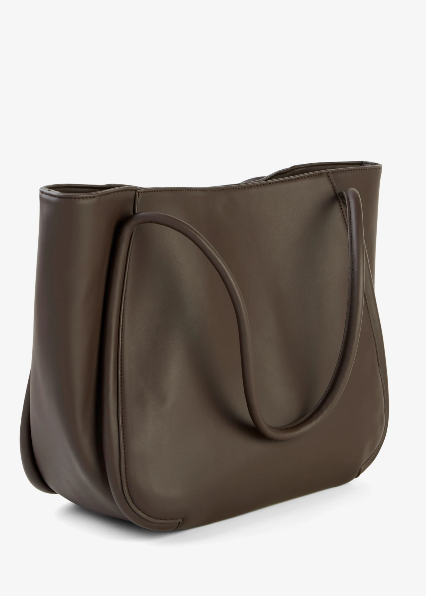 Shopper met ronde paspels en groot binnenvak • bruin • bonprix online shop