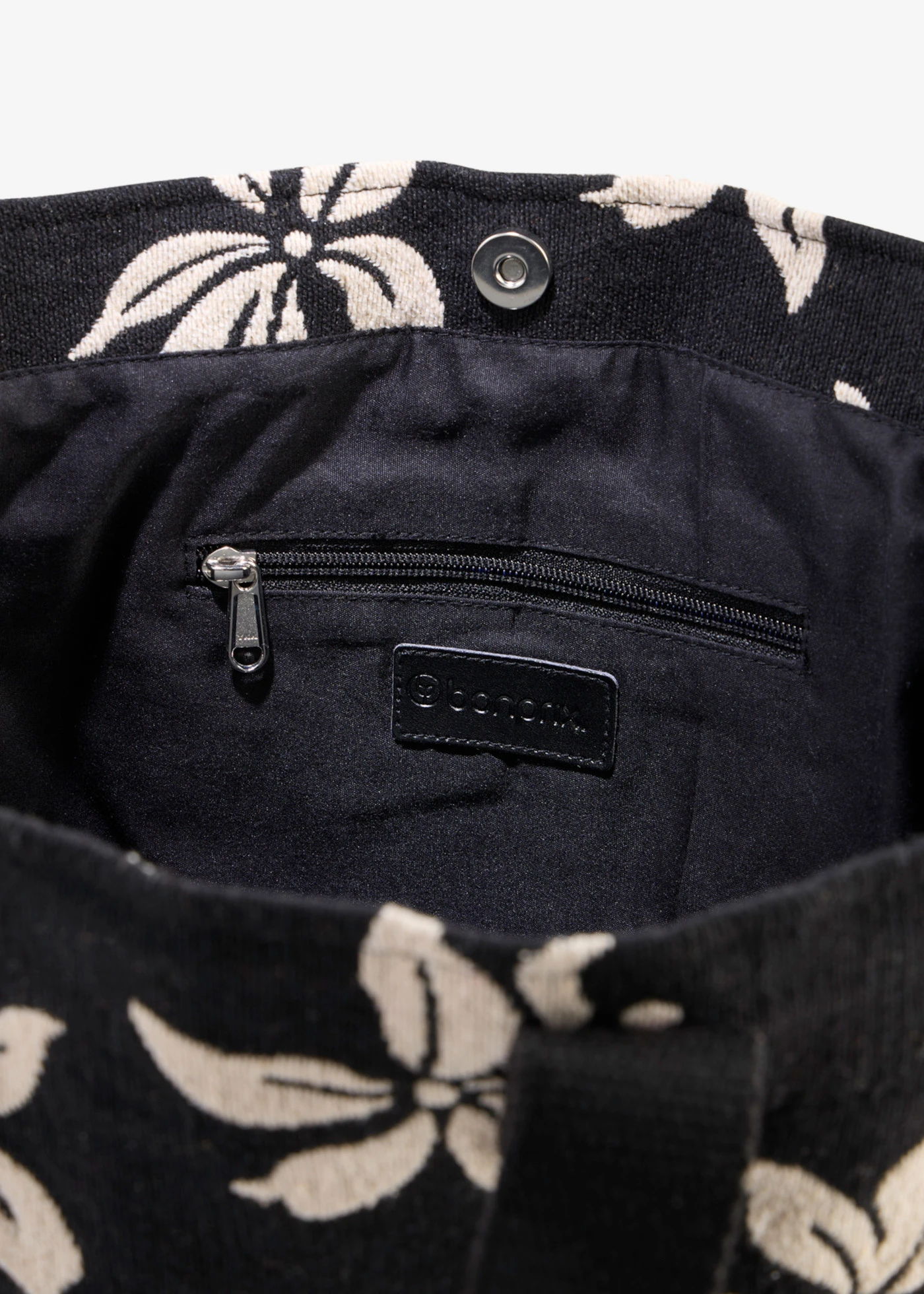 Taška Shopper Canvas s kvetovaným vzorom • biela vlna-čierna grafická • obchod bonprix