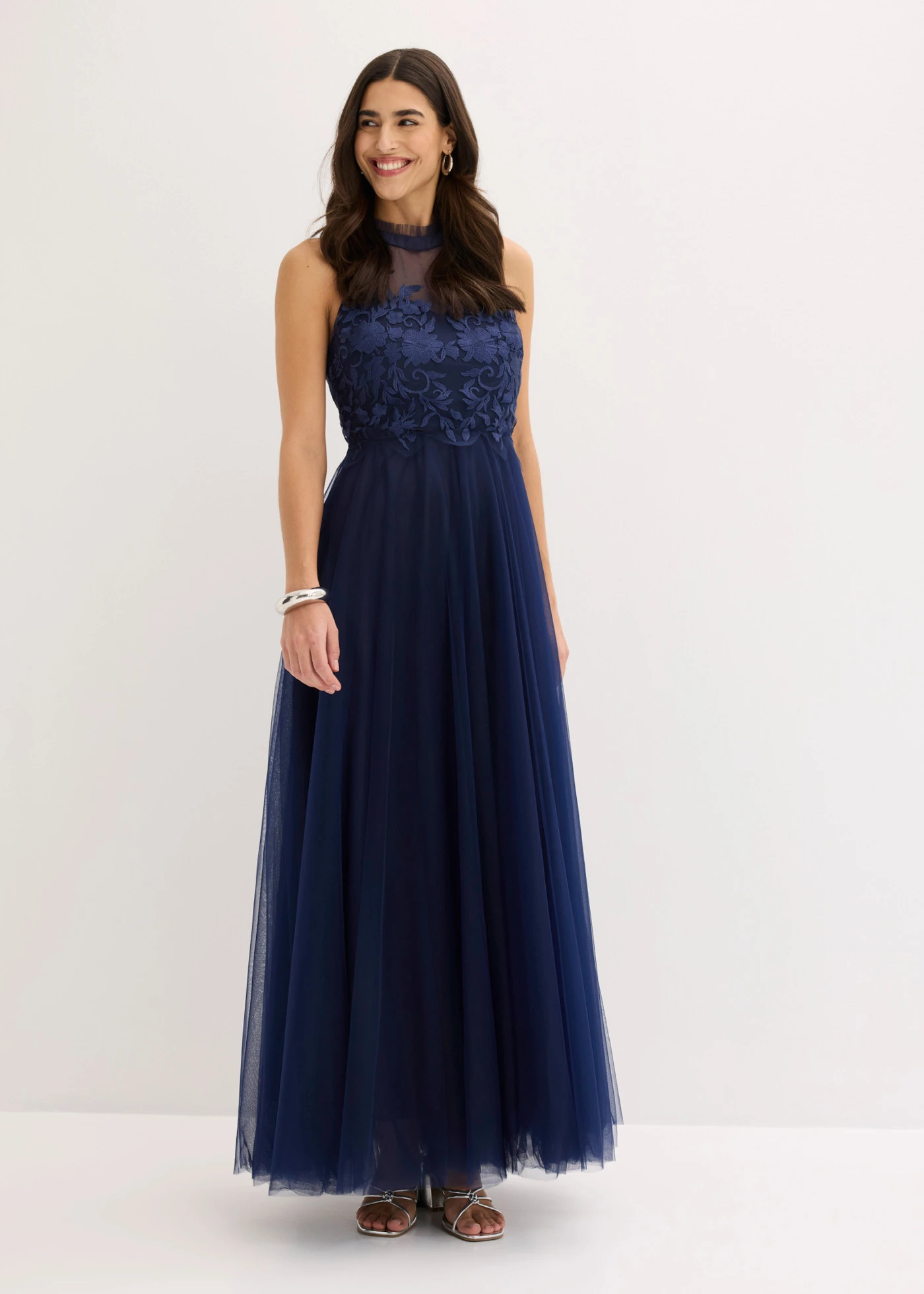 Robe de soirée en tulle délicat avec dentelle • bleu foncé • Boutique bonprix