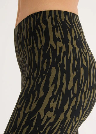 Korte niet-schurende legging met verkoelend materiaal • zwart-kaki • bonprix online shop