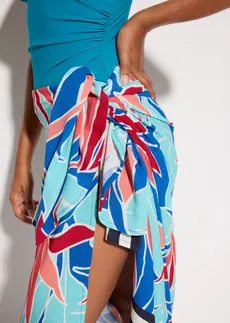 Strandpareo van soepele viscose • blauw gebloemd • bonprix online shop