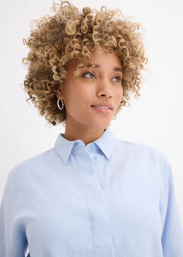 Overhemdblouse in een koele linnenmix • poederblauw • product-page.page-title-suffix