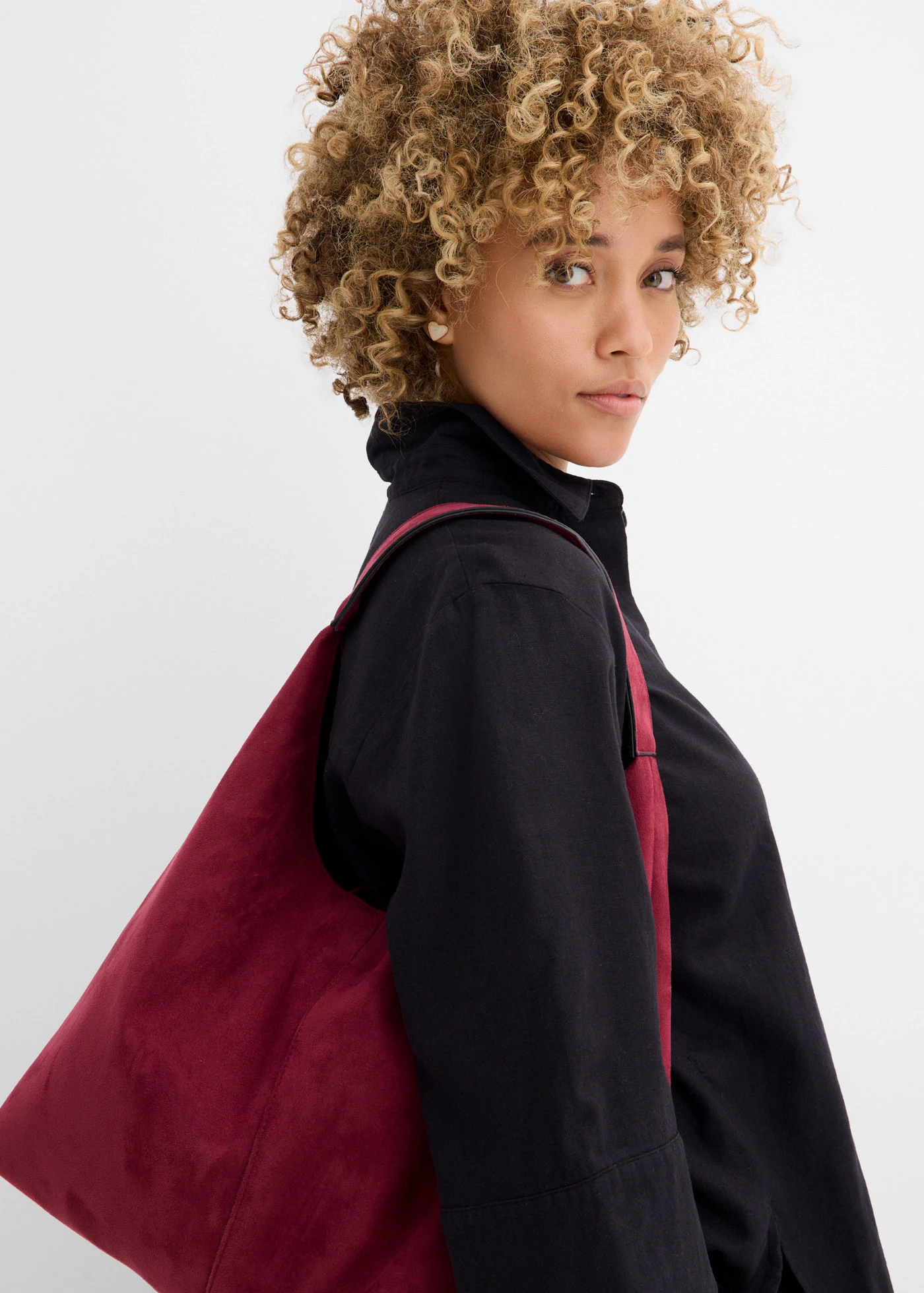 Chemisier en matière rafraîchissante • noir • Boutique bonprix