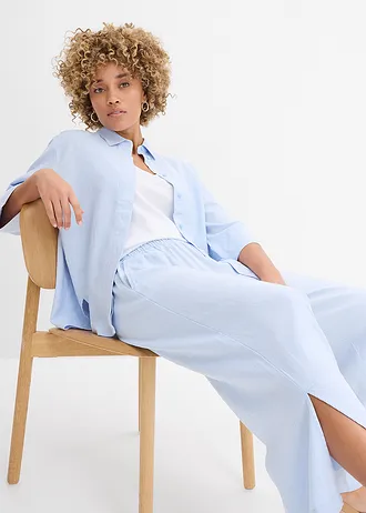 Chemisier en matière rafraîchissante • bleu poudré • Boutique bonprix