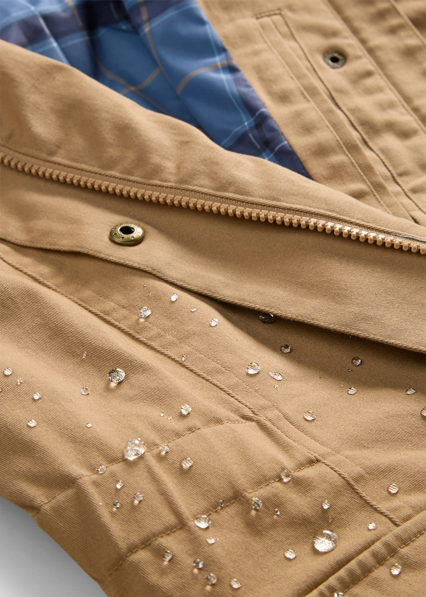 Veste déperlante avec doublure à carreaux • camel mat • Boutique bonprix