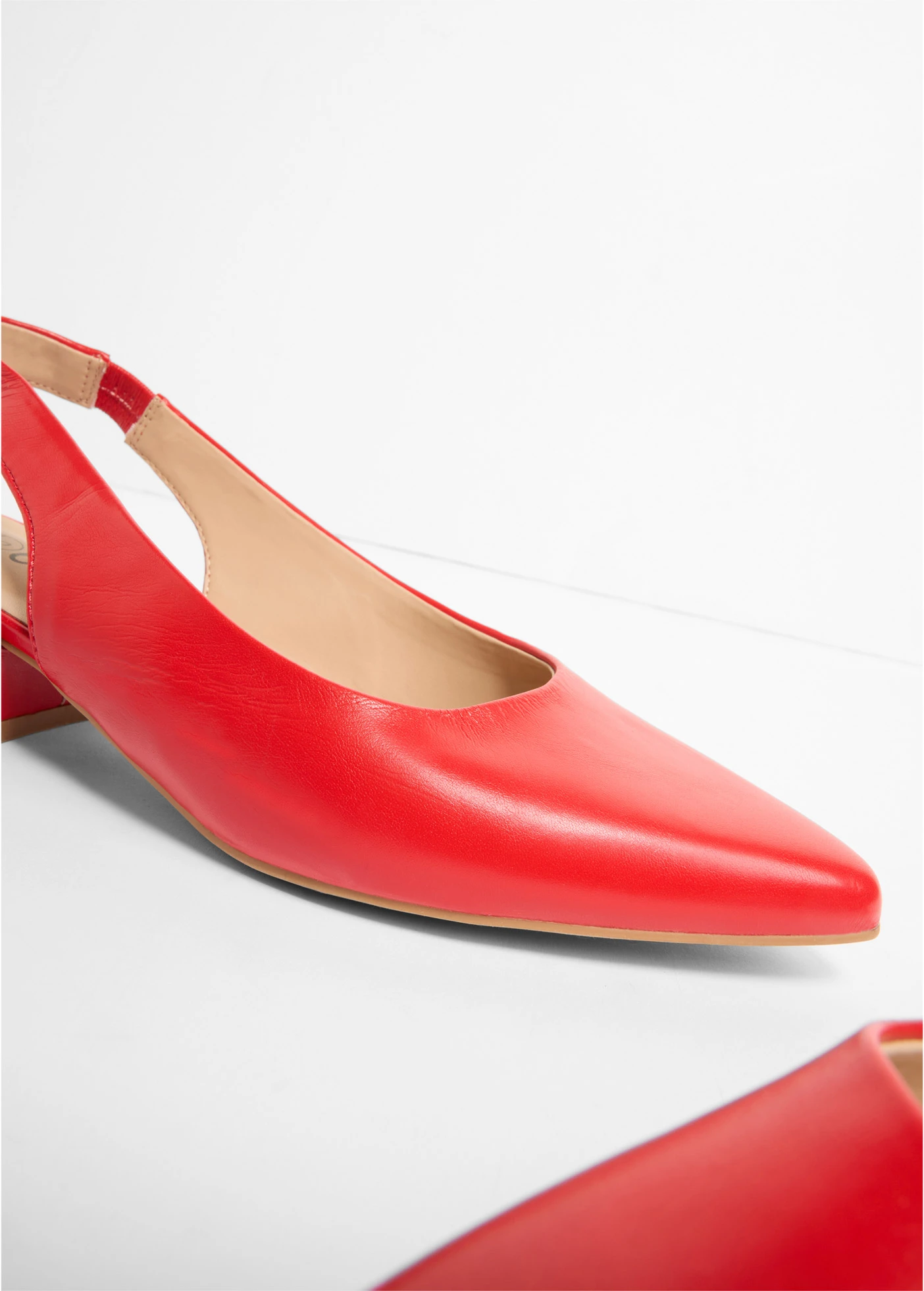 Pantofi cu călcâi liber și toc plat • roşu • magazin bonprix