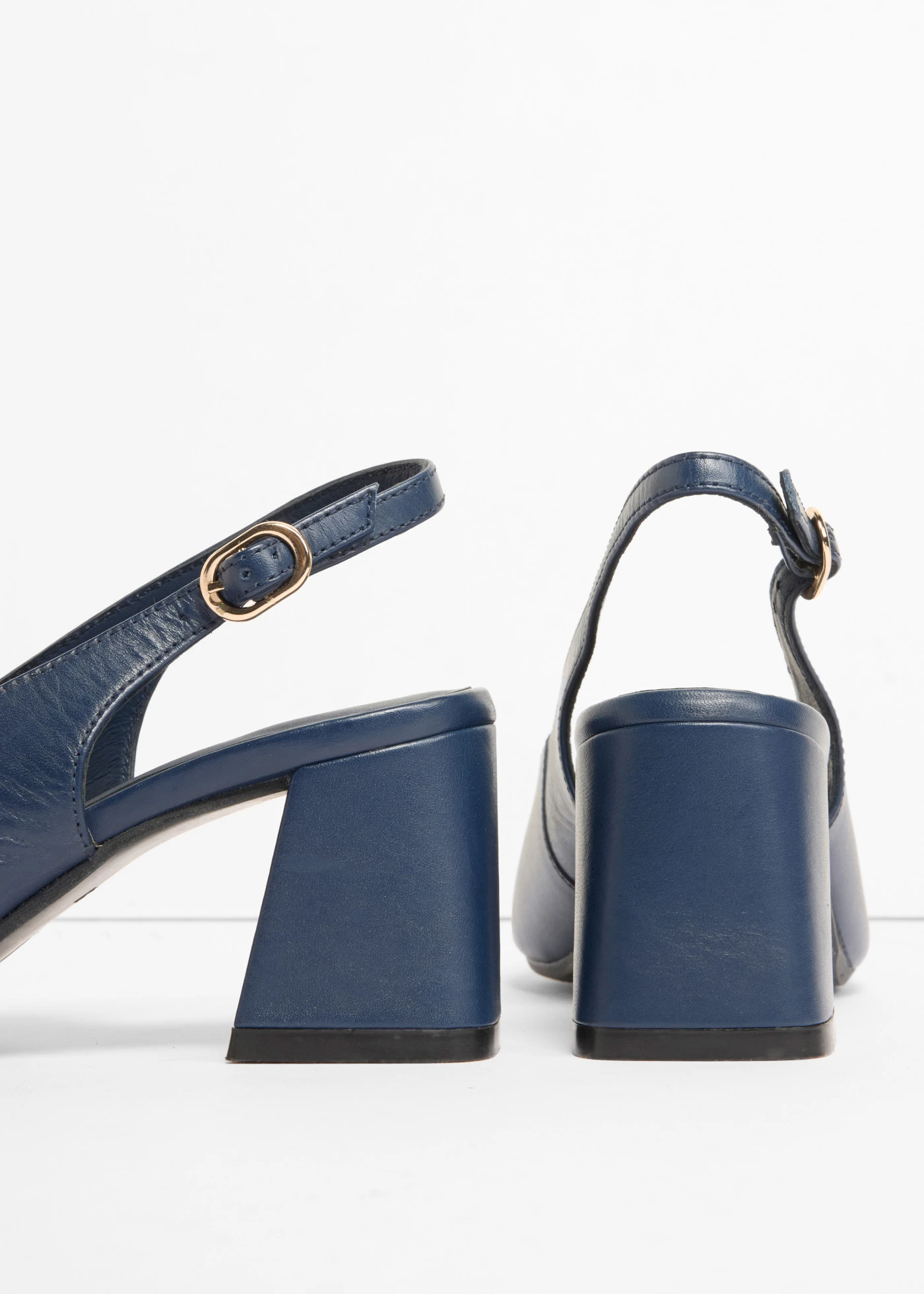 Leren slingback pumps • donkerblauw • bonprix online shop