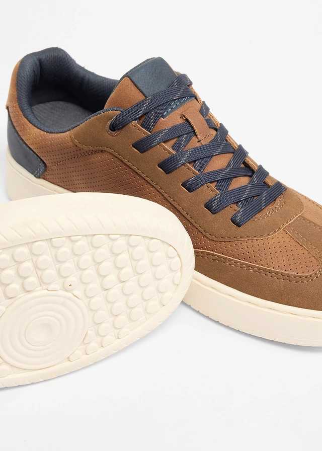Sneakers Bugatti • cognac • product-page.page-title-suffix
