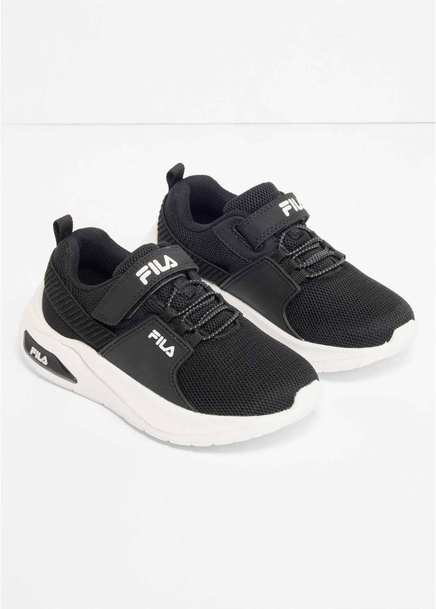 Pantofi sport Fila pentru copii, cu închidere cu scai • negru • magazin bonprix