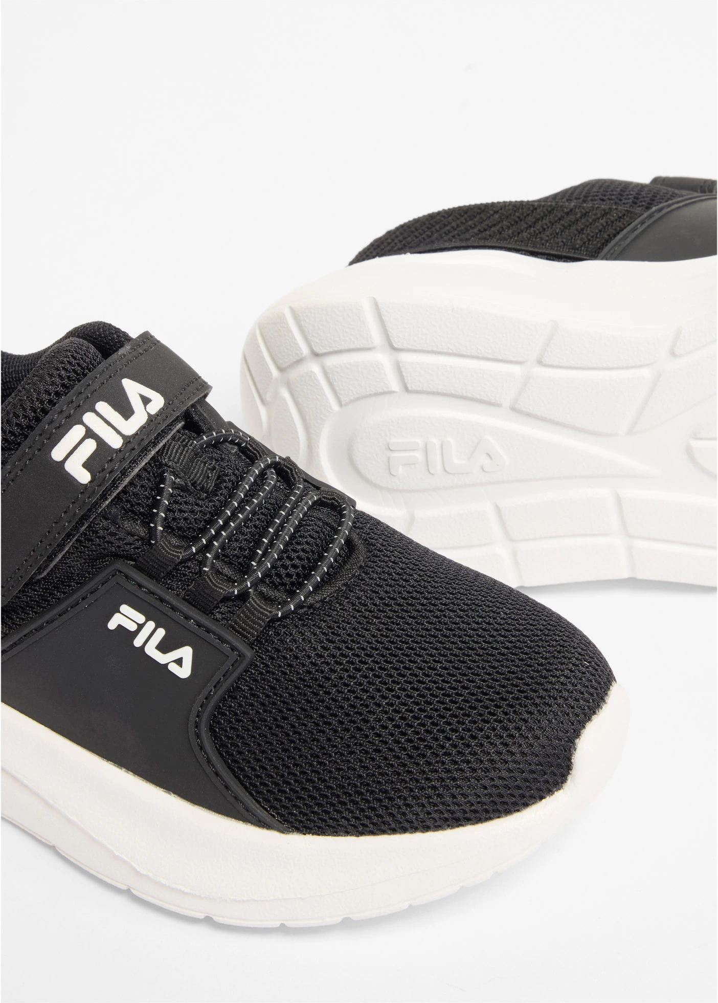Sneakers Fila pour enfant à fermeture auto-agrippante • noir • Boutique bonprix