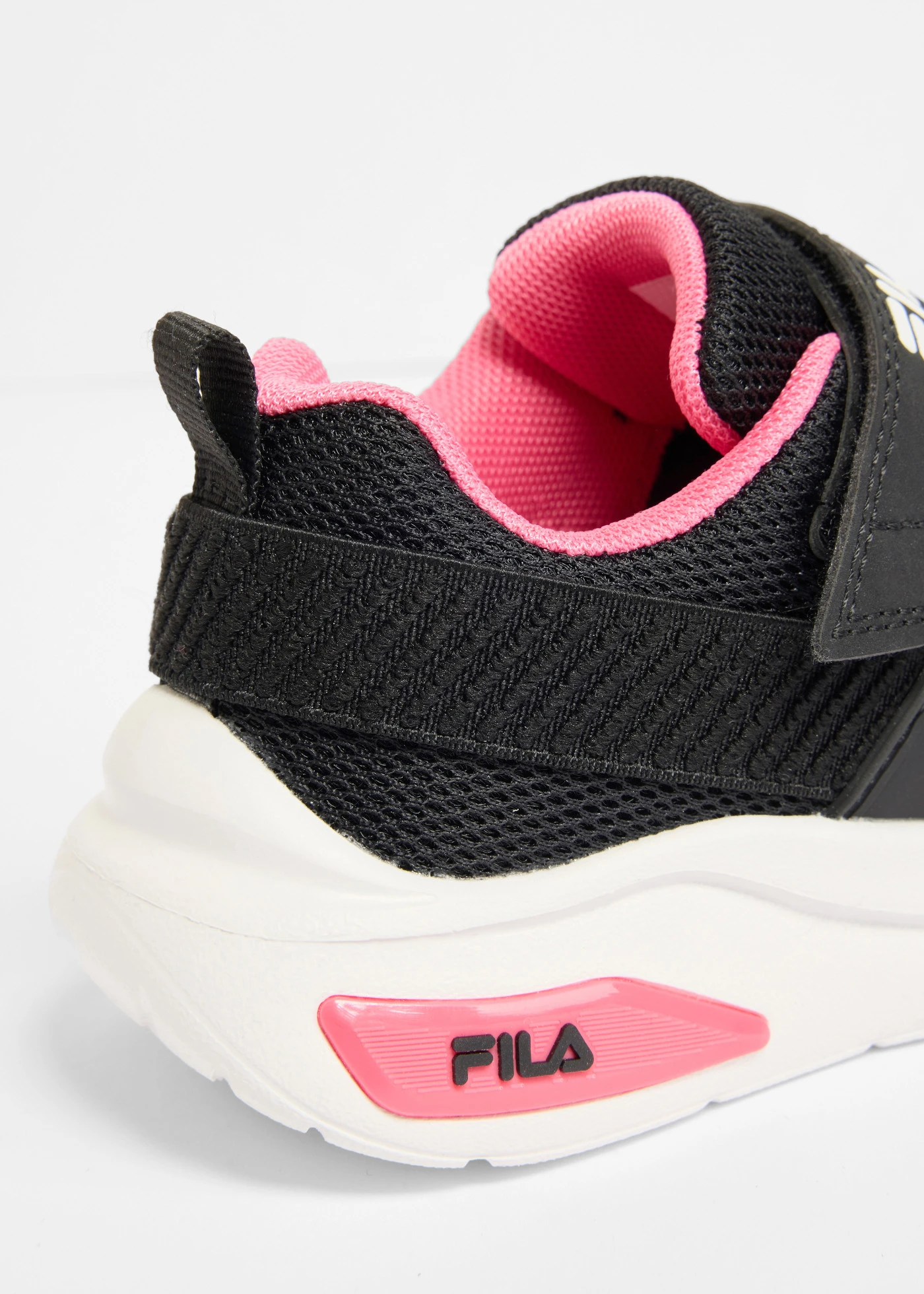 Fila gyermek szabadidőcipő tépőzárral • fekete/pink • bonprix áruház