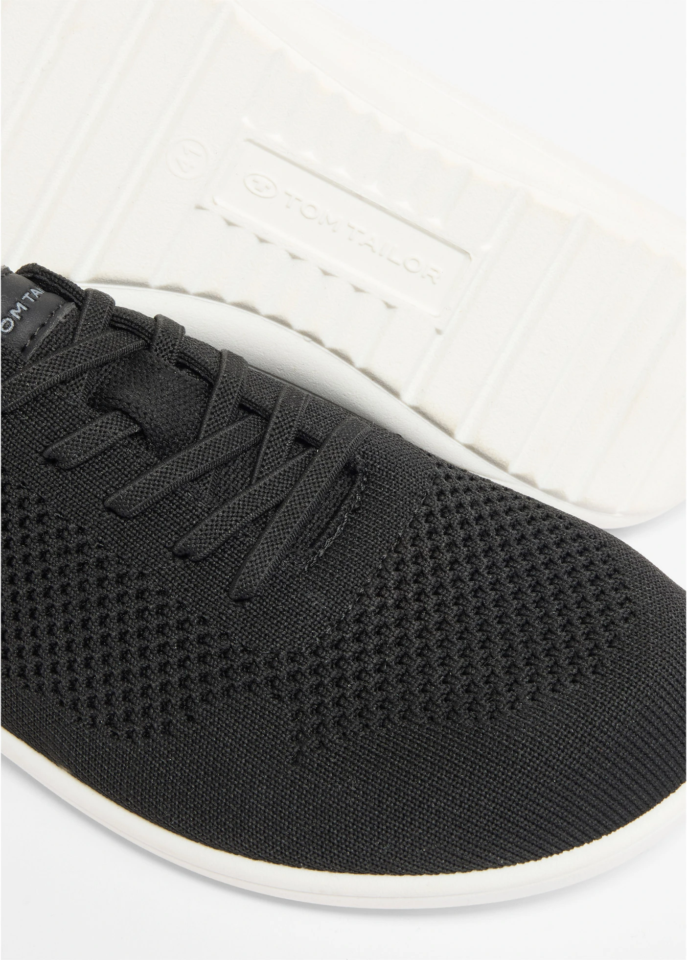 Chaussures pieds nus Tom Tailor avec semelle souple • noir • Boutique bonprix