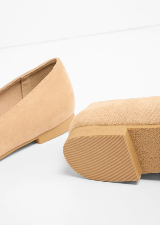 Mocassins à détail tressé • camel • product-page.page-title-suffix