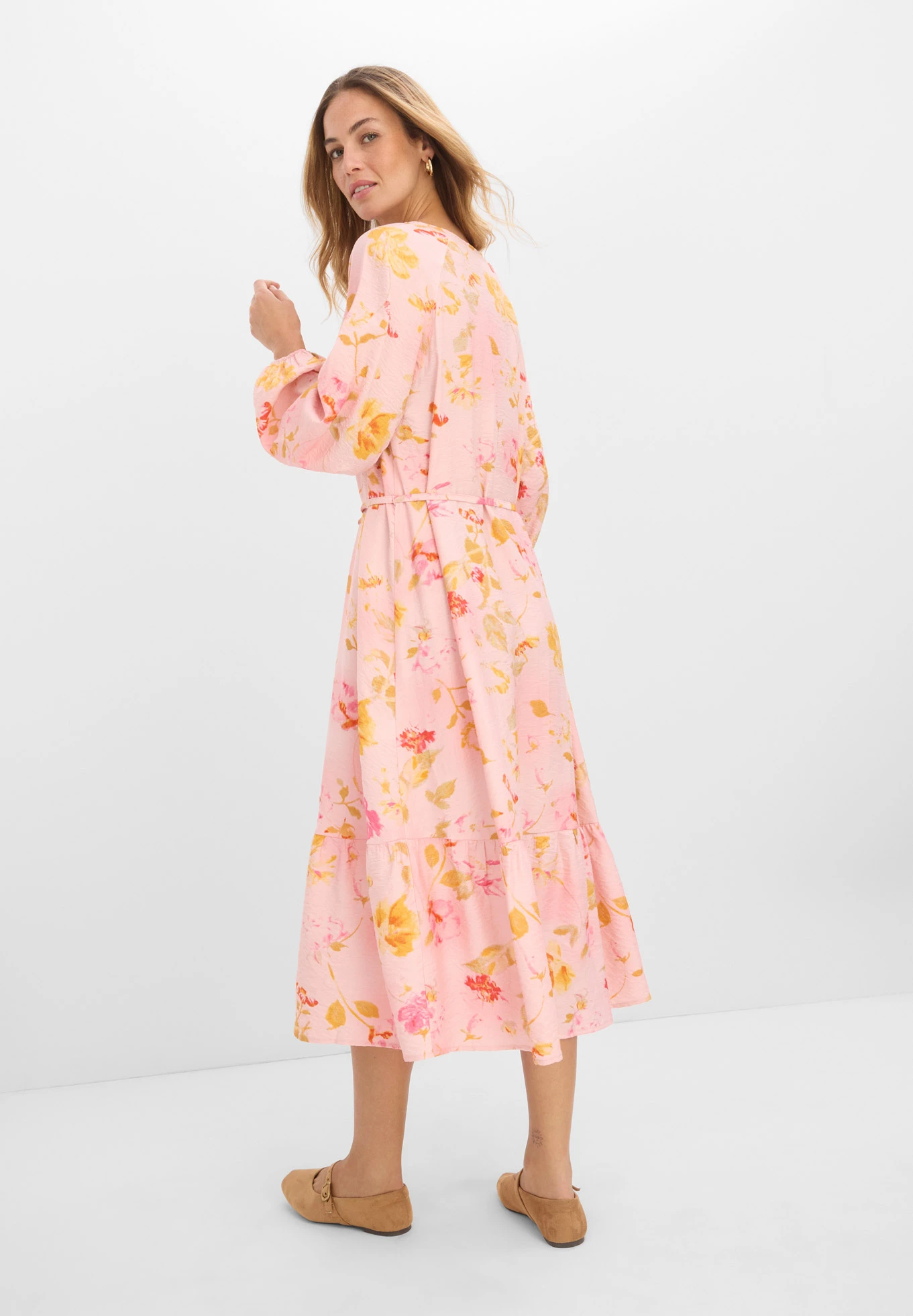 Robe midi douce • rose/fuchsia floral • Boutique bonprix