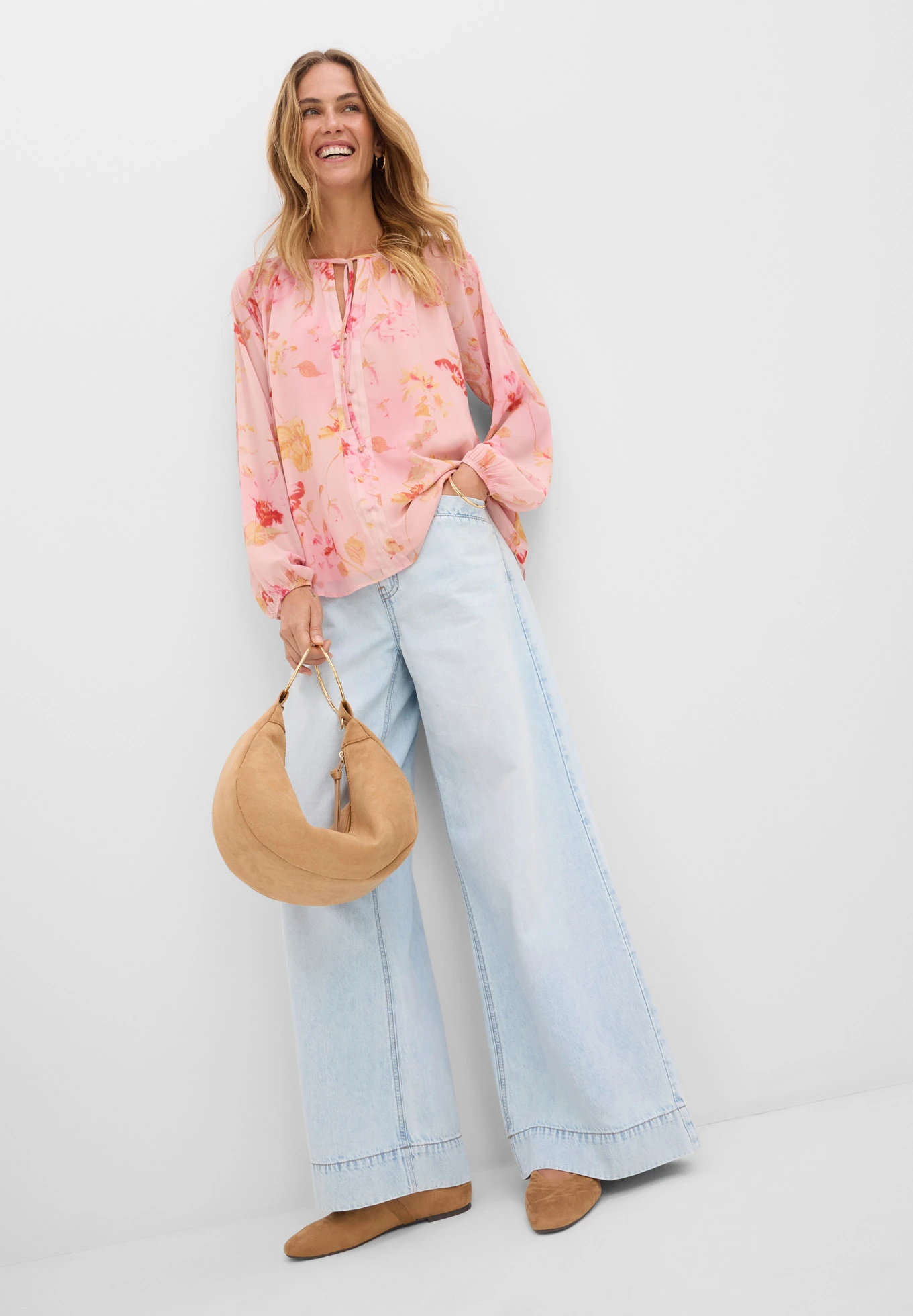 Chiffonblouse met strikbandjes • roze-pink gebloemd • bonprix online shop