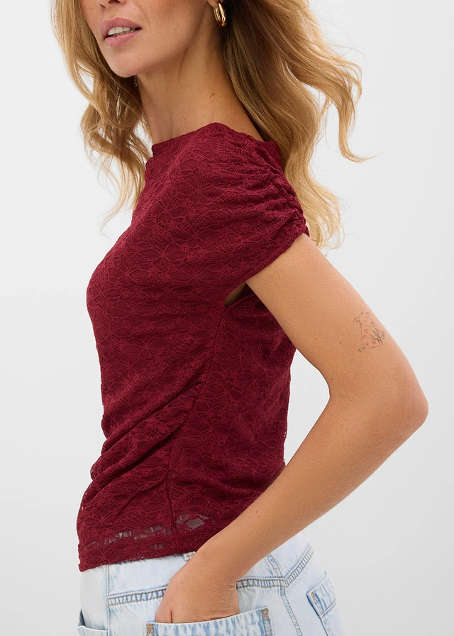 Kanten shirt • robijnrood • product-page.page-title-suffix