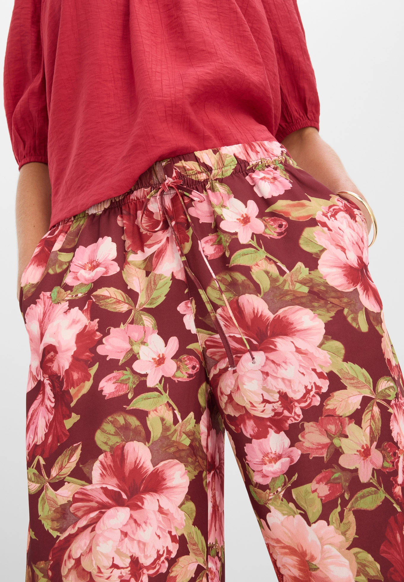 Marlene Dietrich broek • robijnrood gebloemd • bonprix online shop