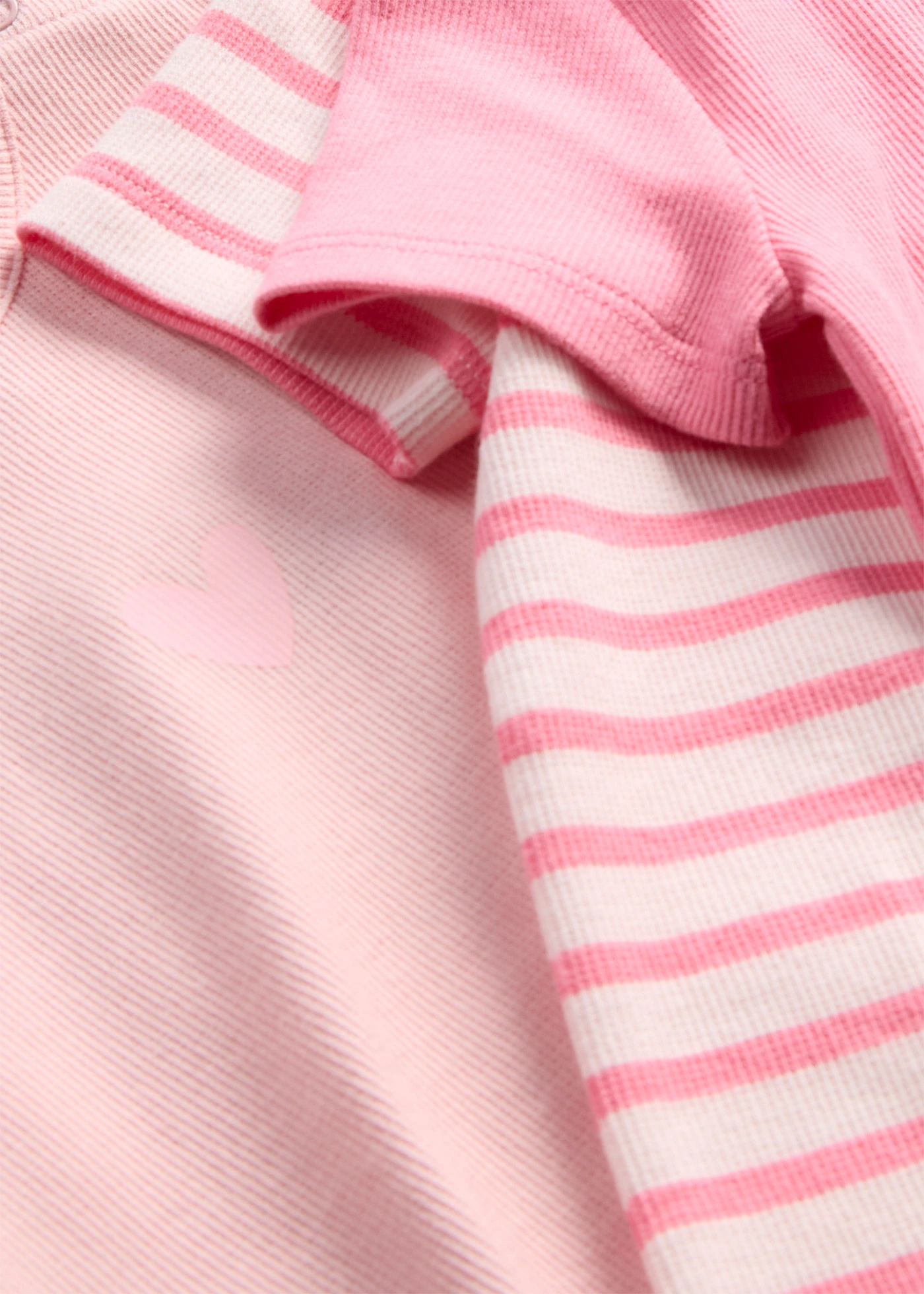 Body cu mâneci scurte din bumbac organic (set/3 buc.) • roz strident-roz pal-roz-bonbon cu imprimeu • magazin bonprix