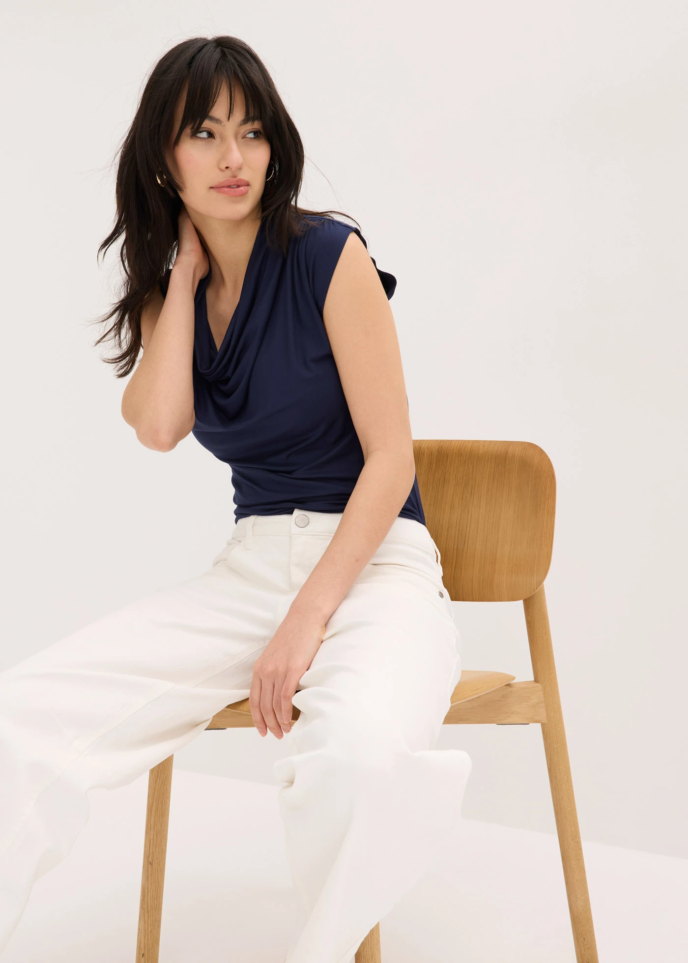 Tričko z viskózové směsi • tmavě modrá • bonprix obchod