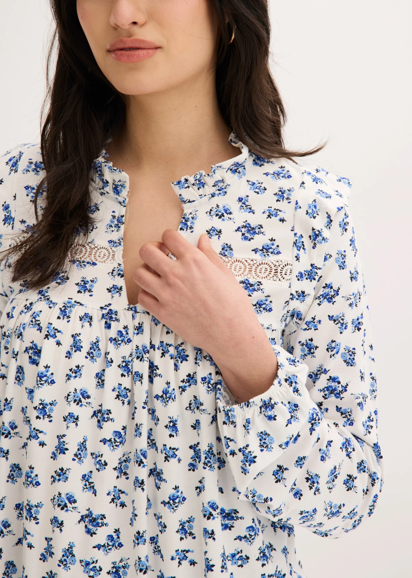 Longsleeve in een viscosemix • wolwit-blauw • bonprix online shop