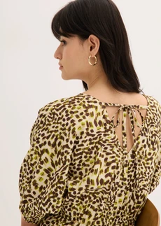 Midi jurk van soepele viscose • kiezelbeige-natuurgroen gedessineerd • bonprix online shop