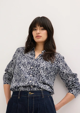 Blúz finom viszkóz keverékből • sötétkék-gyöngyfehér Paisley • bonprix áruház