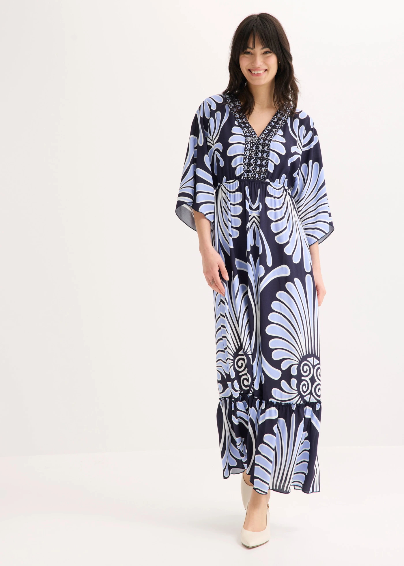 Rochie maxi din viscoză fluidă • bleumarin/bleu cu imprimeu • magazin bonprix