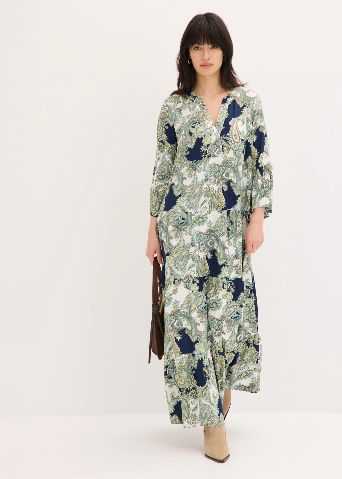 Maxi jurk van soepele viscose • donkerblauw-wit-lichtgroen paisley • bonprix online shop