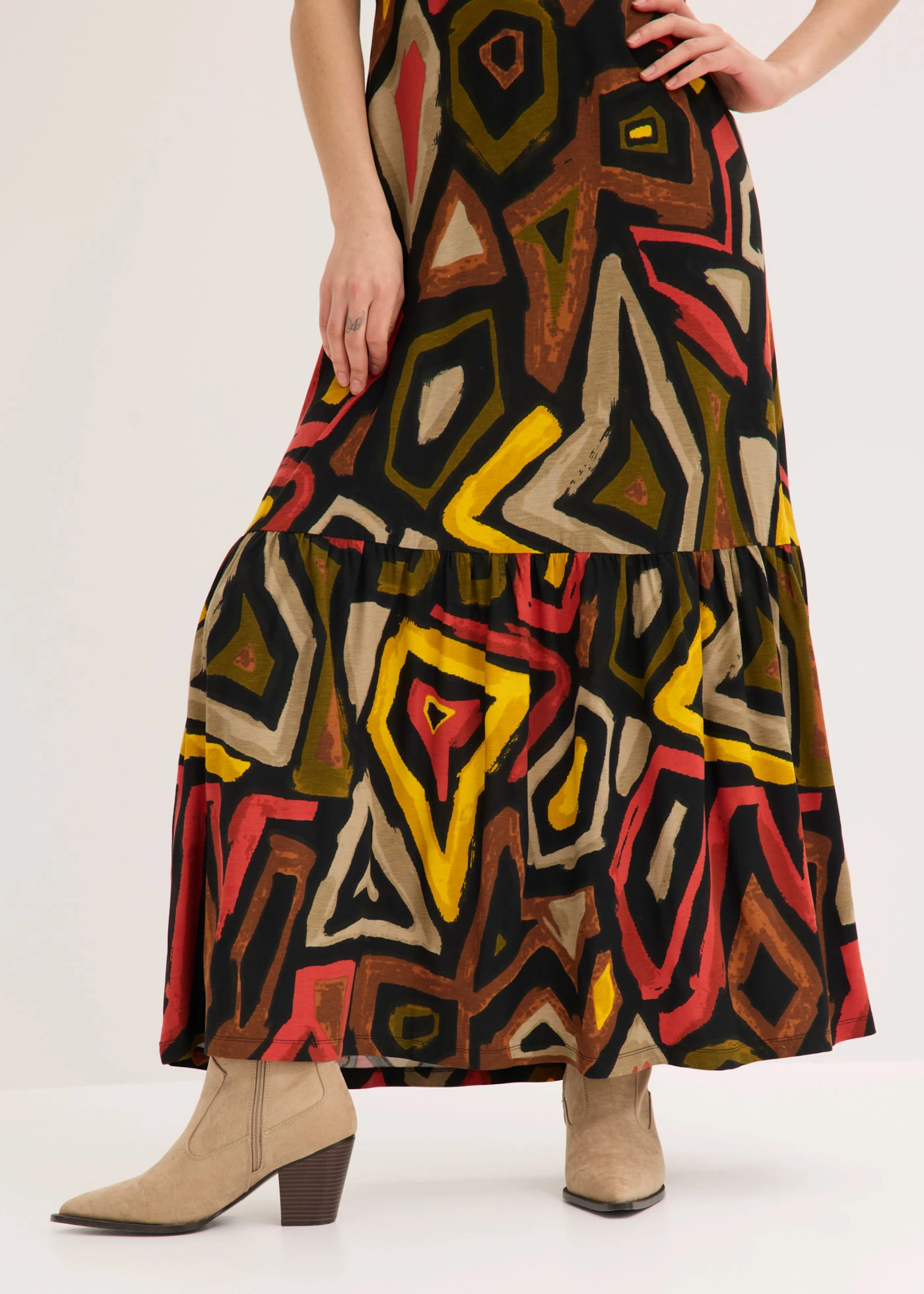 Maxi jurk in een zachte viscosemix • karmijnrood/zwart met print • bonprix online shop