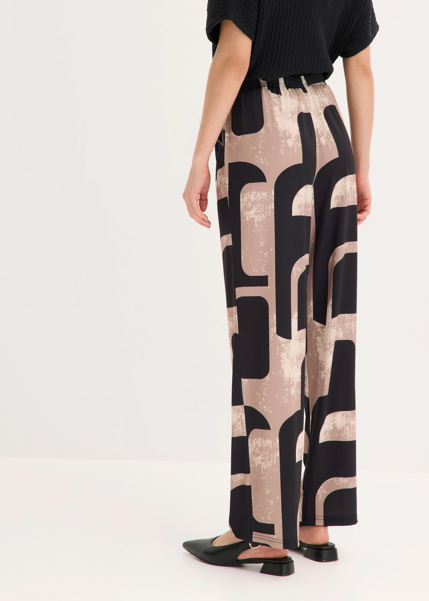 Pantalon en jersey • noir-beige galet imprimé • Boutique bonprix